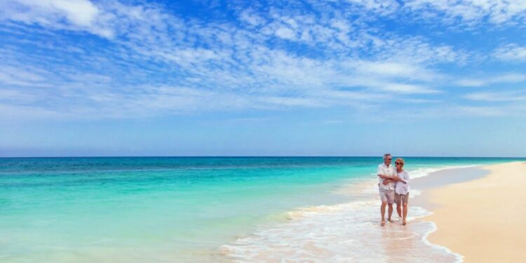 Best Travel Insurance Plans for Seniors [Ages 65, 70, 80+]
